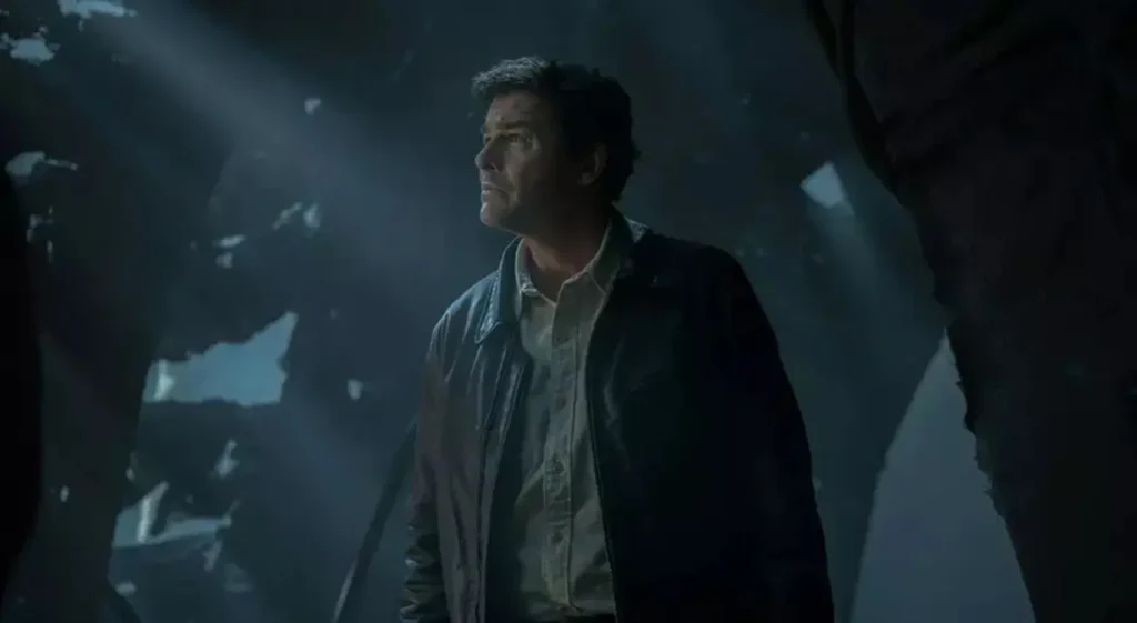 Lanterns Dives Into Hal Jordan, Fathers, Sons, and Suicide in an Outstanding Penultimate Episode 7 Kyle Chandler as a holographic version of Hal Jordan in the seventh episode of the HBO sci-fi series Lanterns