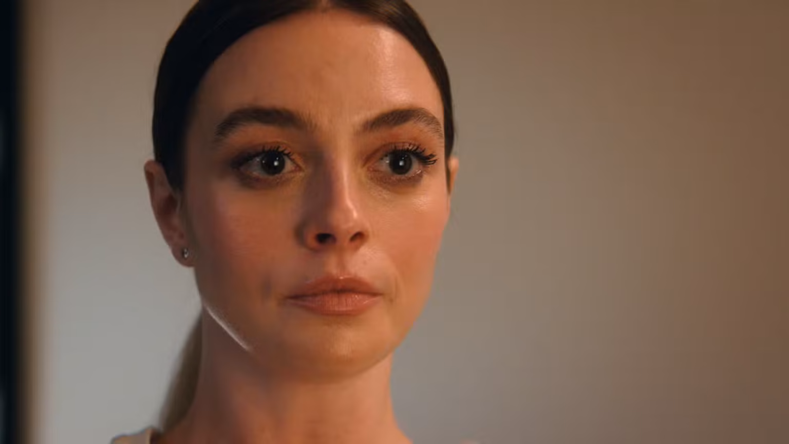 Melis Sezen as Nazlı (the nanny) in Netflix Not a Stranger